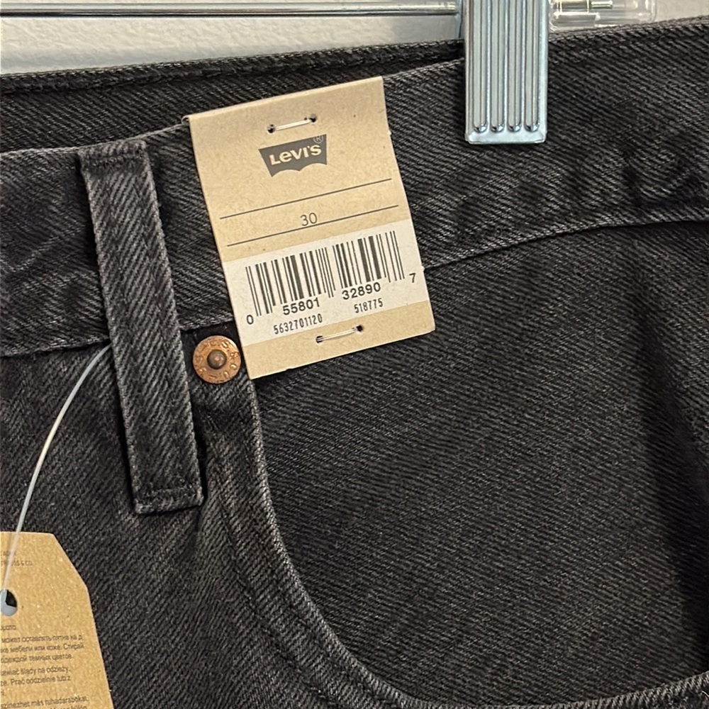 Levi’s 501 high rise shorts NWT - Picture 3 of 4